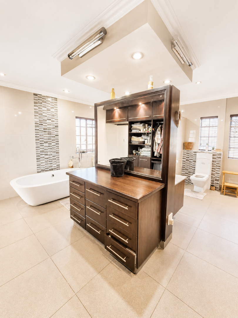 5 Bedroom Property for Sale in Klerksdorp Rural North West